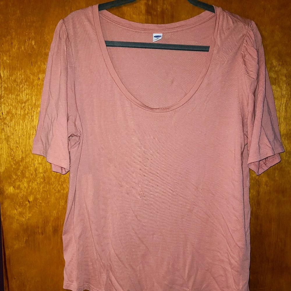 Tee